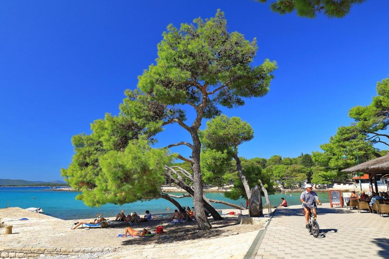 Mobile Home Saky, Biograd Na Moru Exterior foto