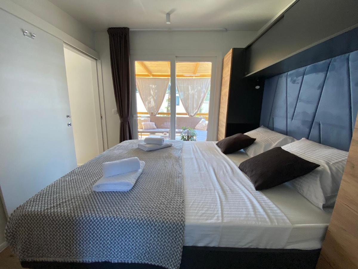 Mobile Home Saky, Biograd Na Moru Exterior foto