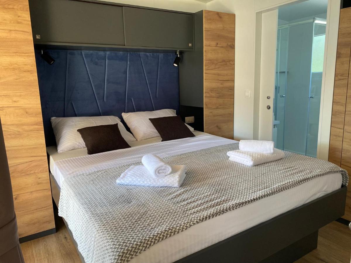 Mobile Home Saky, Biograd Na Moru Exterior foto