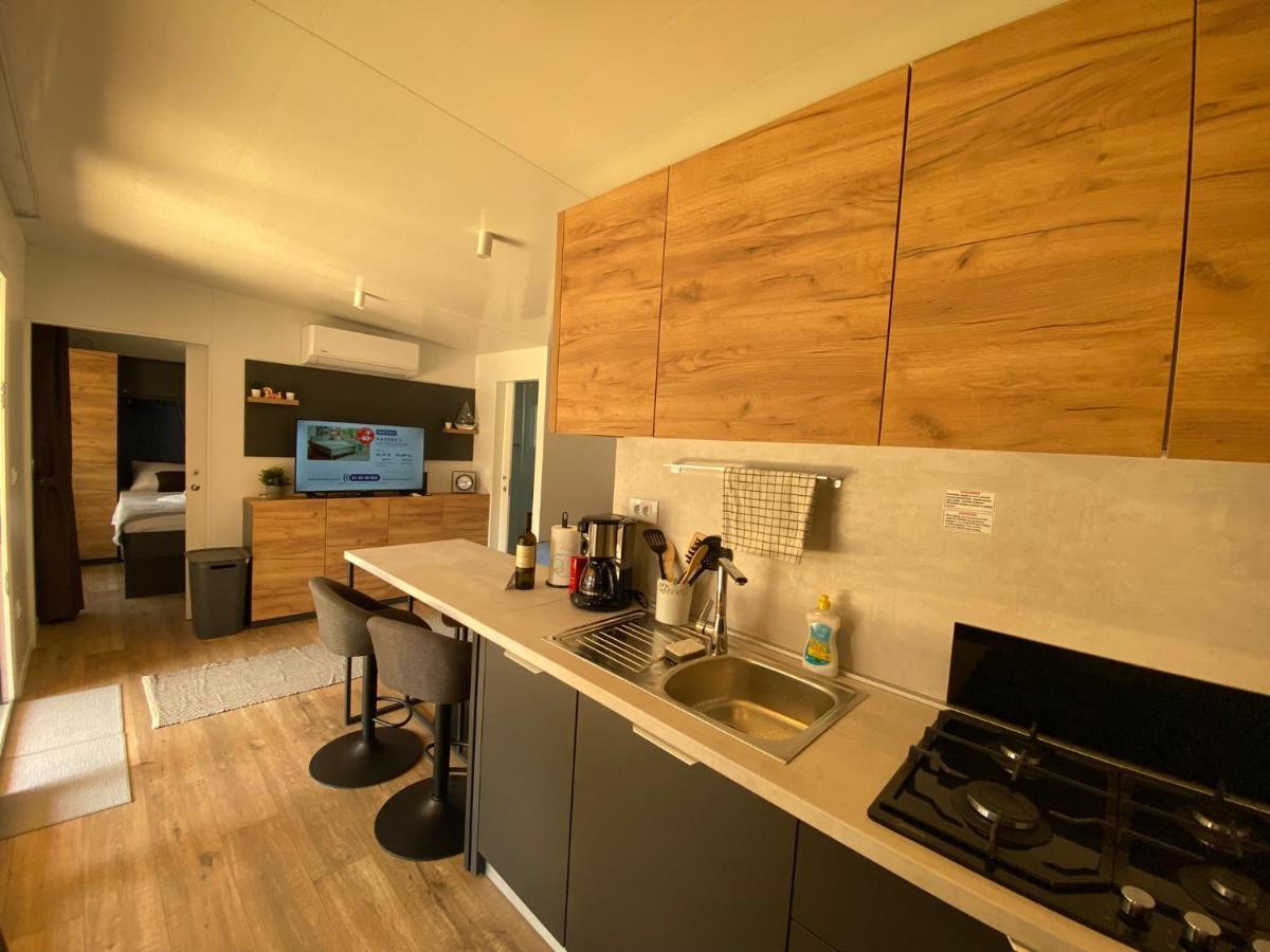 Mobile Home Saky, Biograd Na Moru Exterior foto
